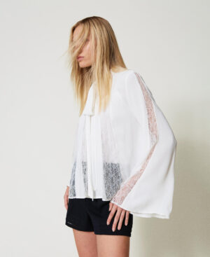 Blusa de crepé con encaje – Twinset